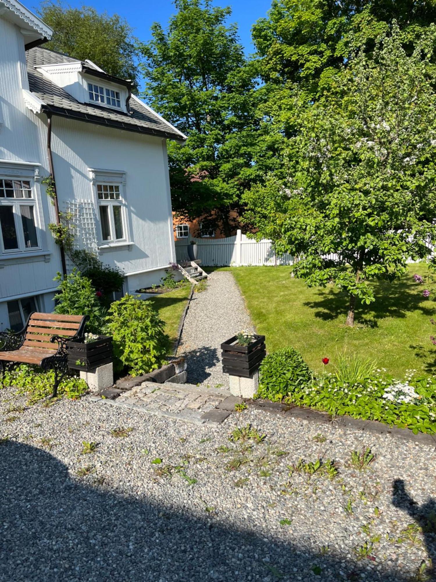 Bo I Historisk Bygning, Kort Vei Til Sentrum Trondheim Luaran gambar